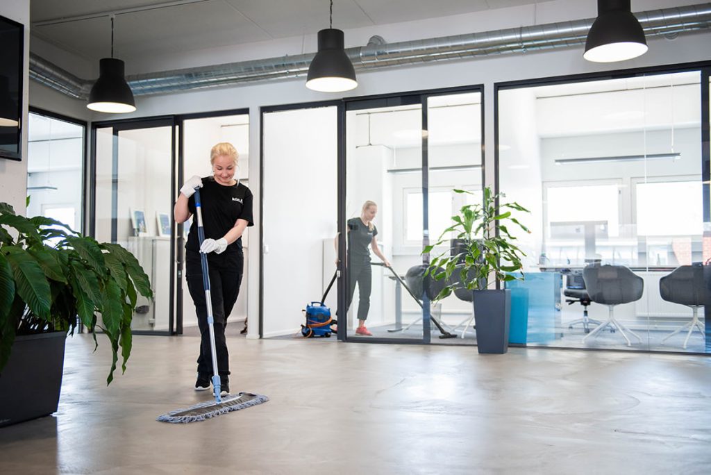 ktn-kiinteistopalvelut-toimistosiivous-3